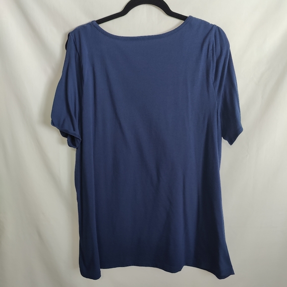 Lane Bryant - Blue T-shirt - Size 18/20 - Picture 2 of 5